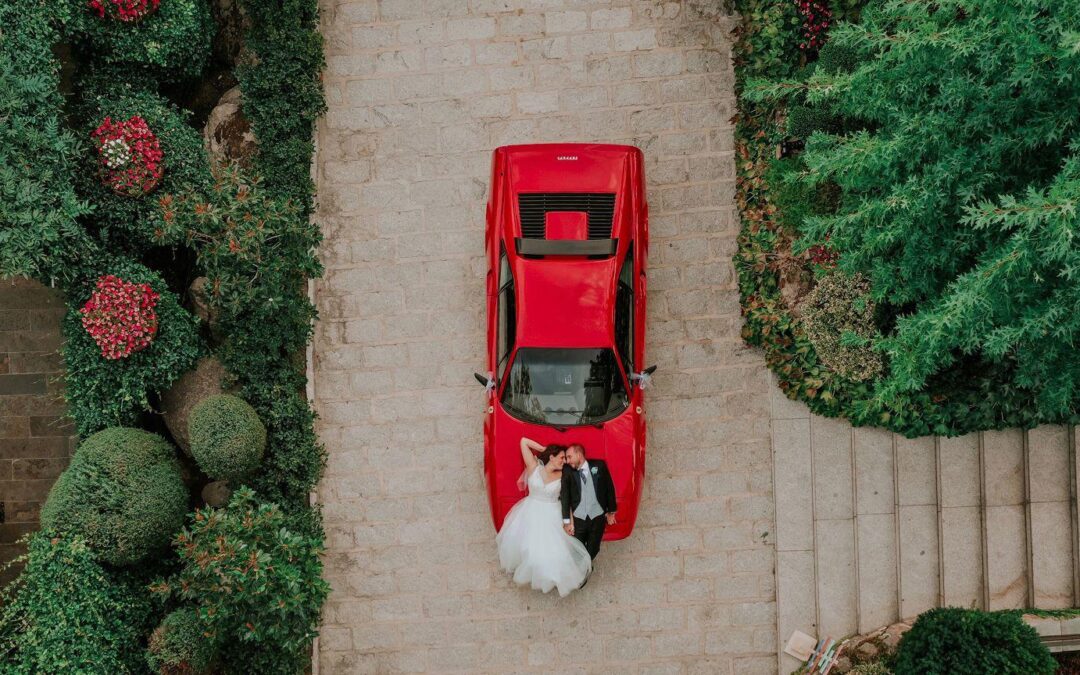 Alquiler de coche para boda: elegir el modelo ideal para vuestro gran día en Hacienda Jacaranda